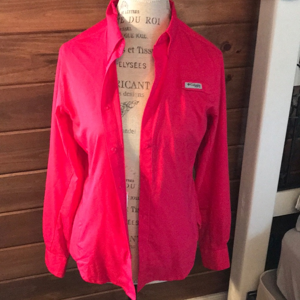 Columbia active wear button down